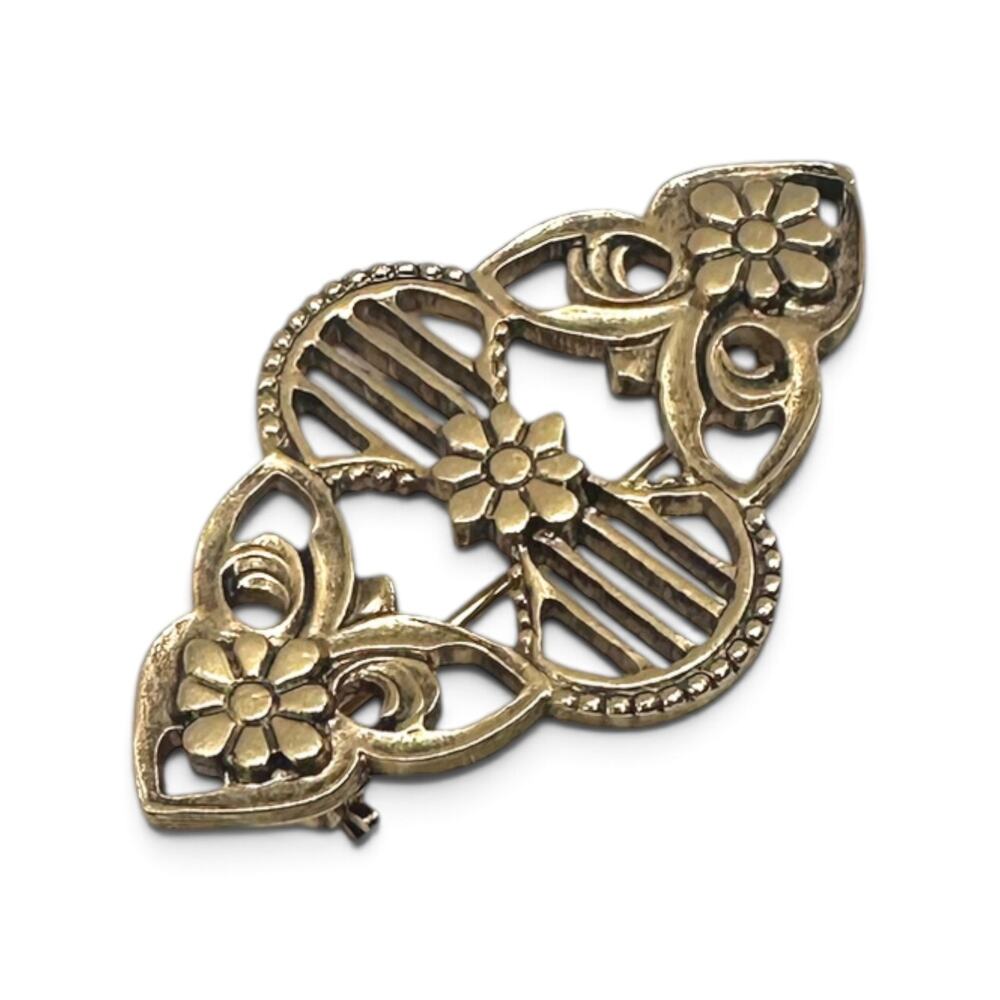 Vintage Gold Tone Filigree Floral Brooch Ornate Openwork Beaded Costume Pin - Picture 2 of 3